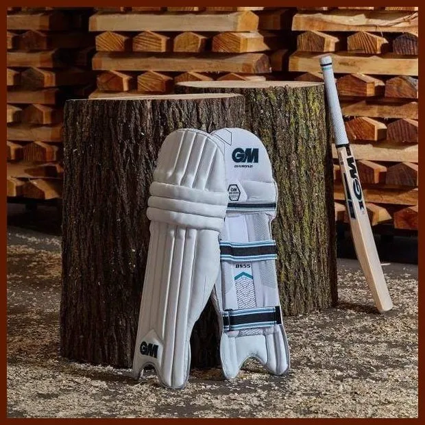 GM Diamond Junior Batting Pads - 2022